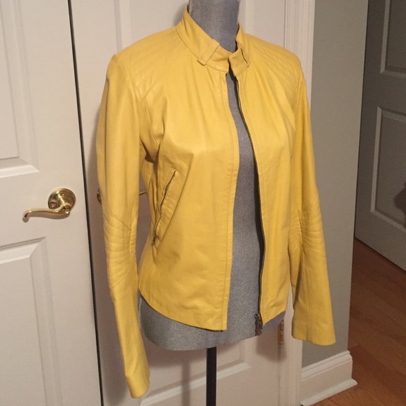 Faux yellow leather jacket - Picture 1 of 4